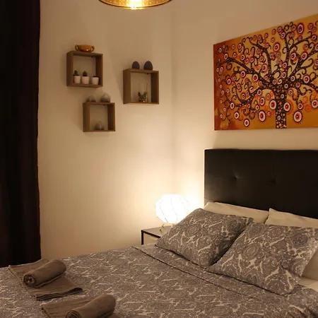The 5 Room's House