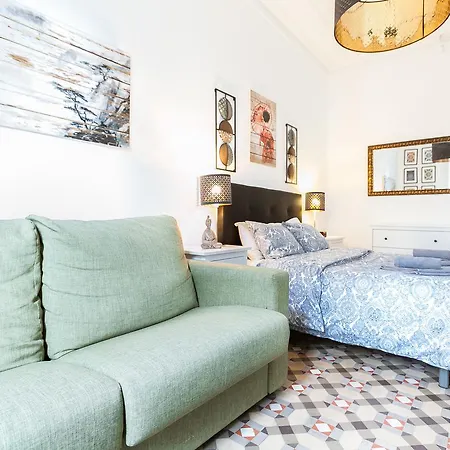 The 5 Room's House Guest house Barcelona
