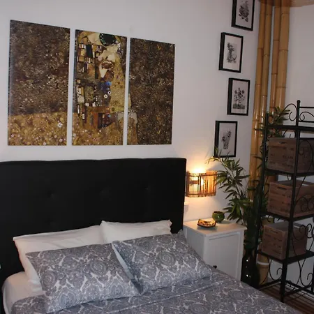 The 5 Room's House