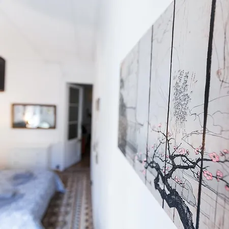 The 5 Room's House *